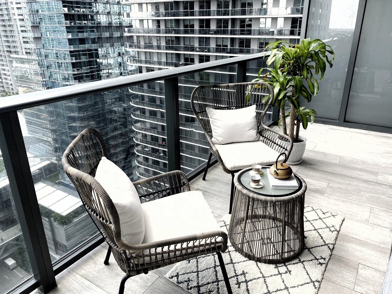 airbnb rentals balcony - Brickell Line Home Staging for listing